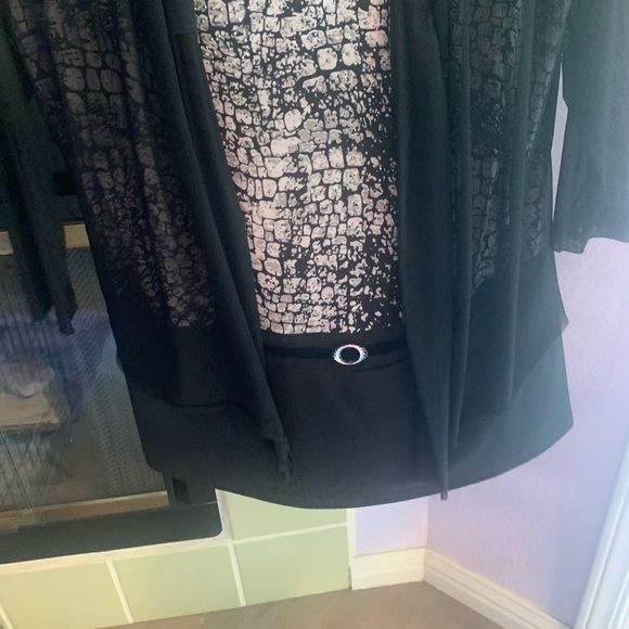 🖤 Variations Dressy Top (Medium) NWT 🖤 - Picture 5 of 12